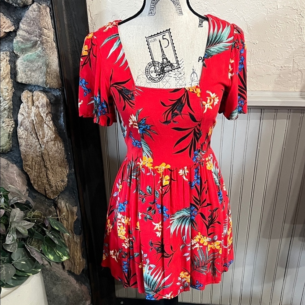Band of Gypsies Red Floral Patterned Garment